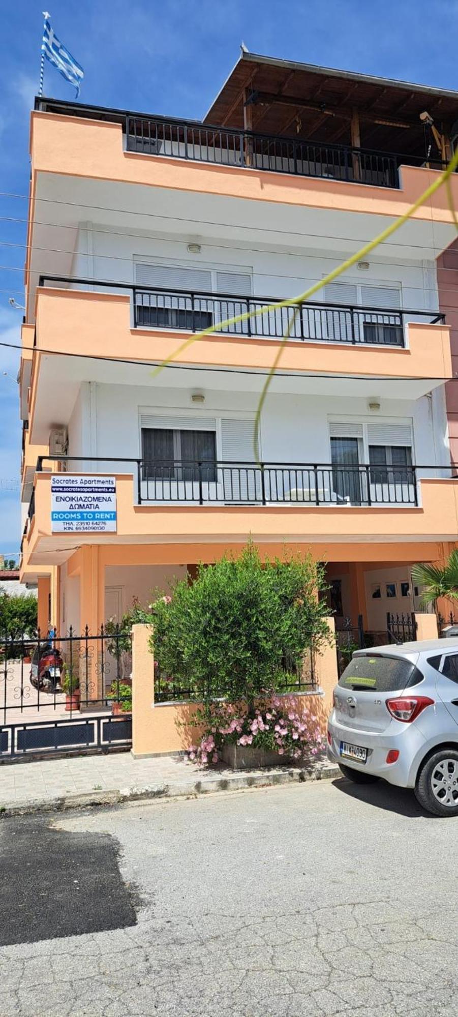 Socrates Apartments Олимпиаки-Акти Экстерьер фото