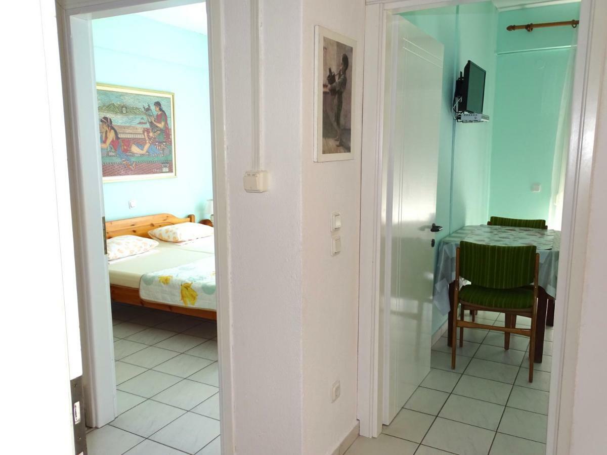 Socrates Apartments Олимпиаки-Акти Экстерьер фото